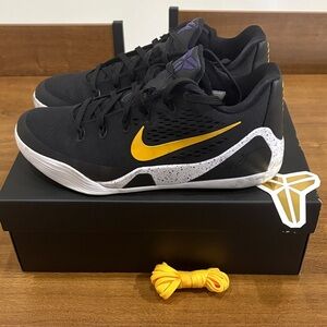 Nike Kobe IX Elite Low EM Protro